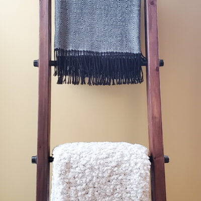 towel ladder